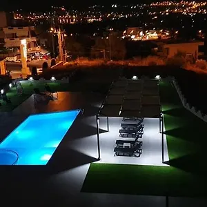 nina-apartment-chania-crete.rethymnohotels.net/